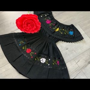 black mexican dress with red roses